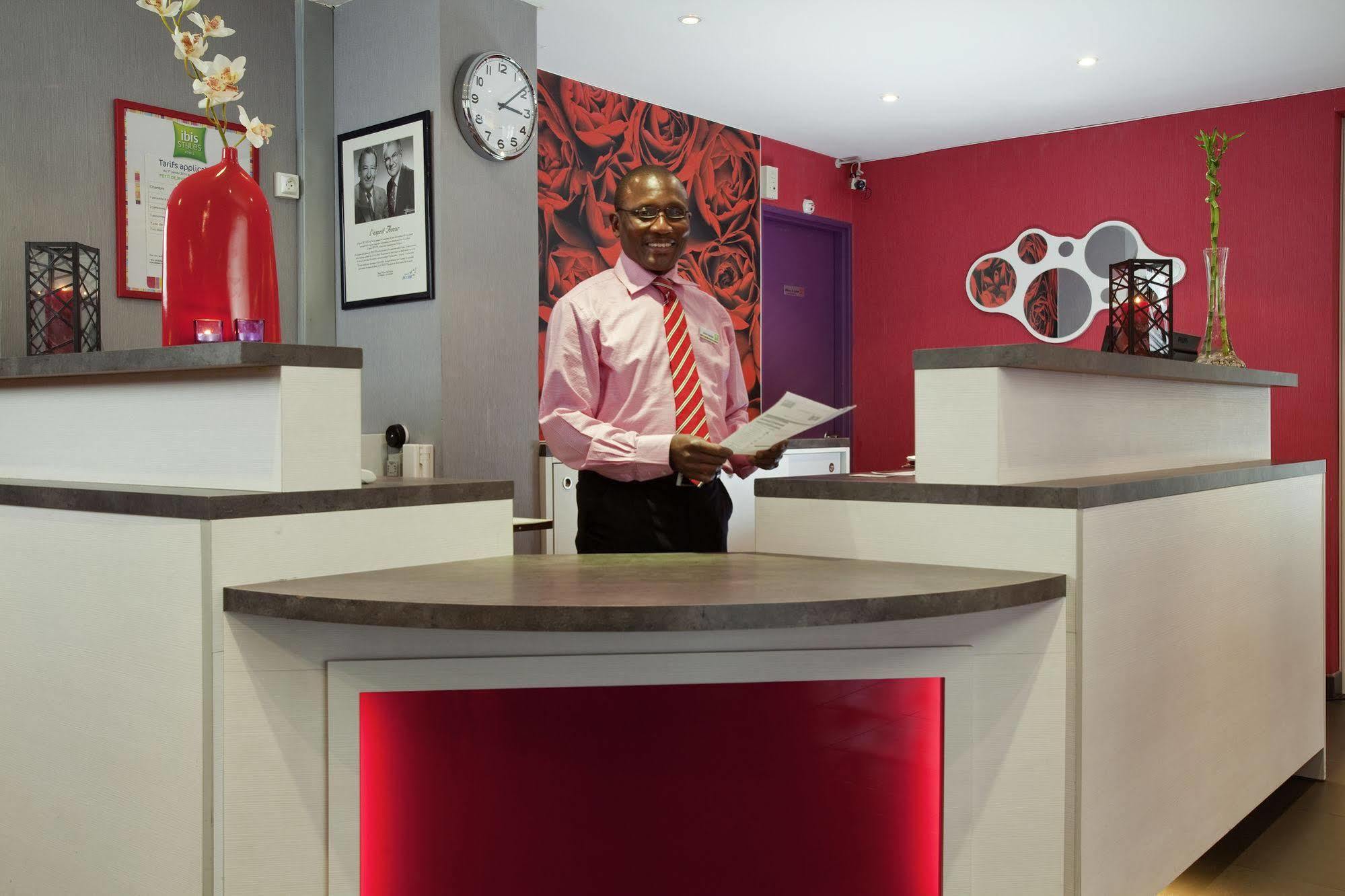 Ibis Styles Fontenay Exterior photo